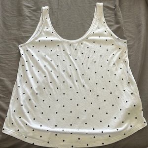 Black and white polka dot tank. Old Navy. Size M